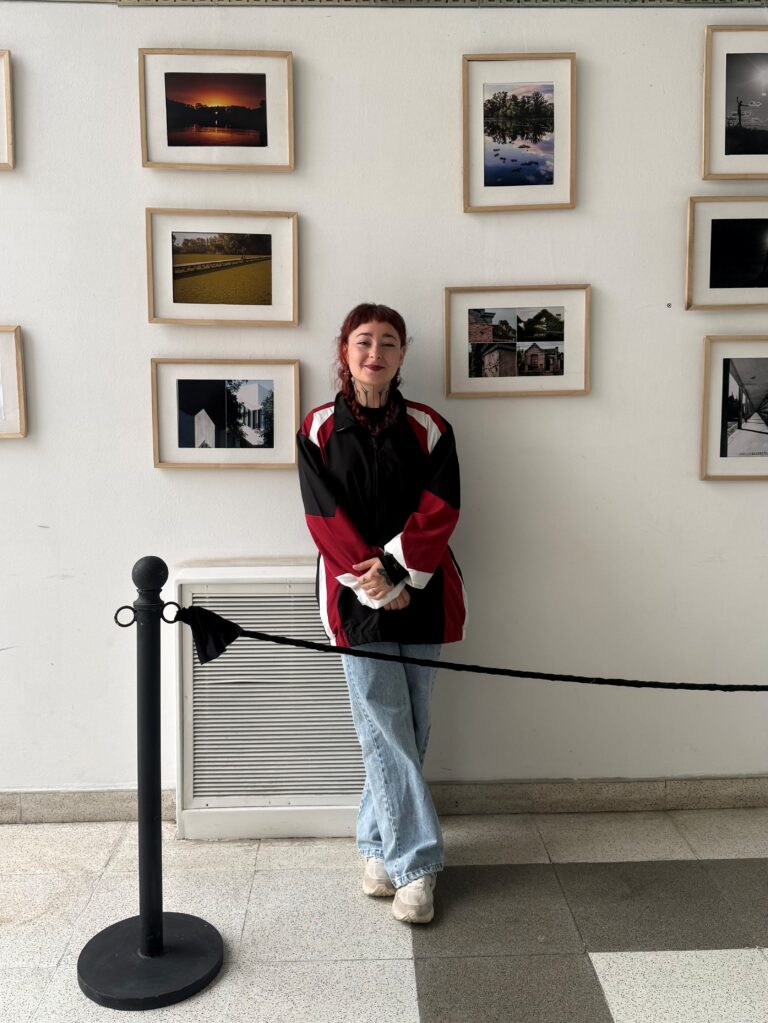 En la Terminal de Ómnibus se exhibe la muestra fotográfica “La forma del tiempo”