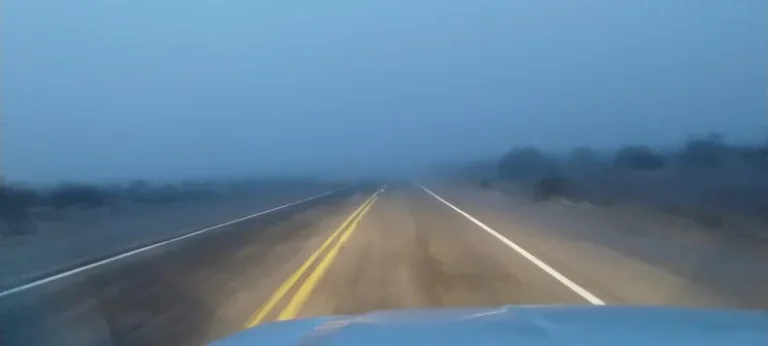 Niebla y baja visibilidad complicarán el amanecer del martes en gran parte de la región pampeana