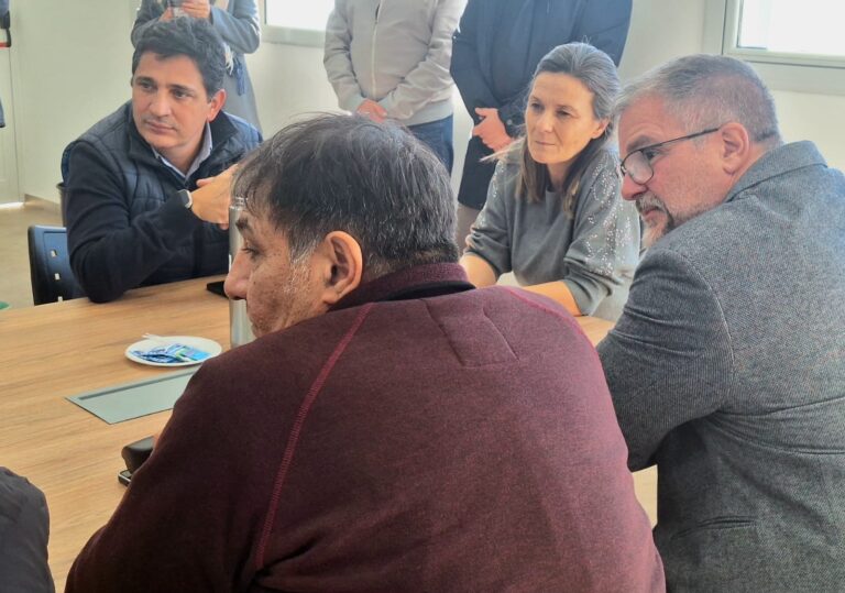 Importante jornada de capacitación vial con entrega de equipamiento para fuerzas de seguridad