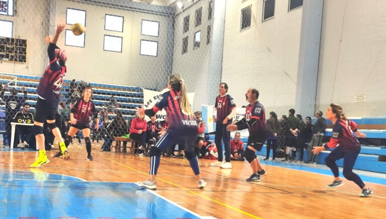 Atlético 9 de Julio se coronó campeón Provincial de mixto +50