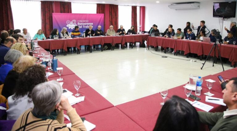 Se debatieron políticas para garantizar el acceso a la tierra y la vivienda en la provincia