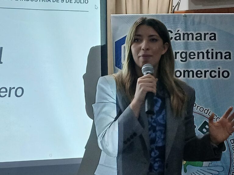 Lara López Calvo: “La mejora económica será lenta, pero se espera una recuperación de los sectores rezagados”
