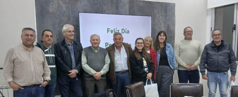 La Cámara de Comercio homenajeó a la prensa y anticipó las actividades por su centenario