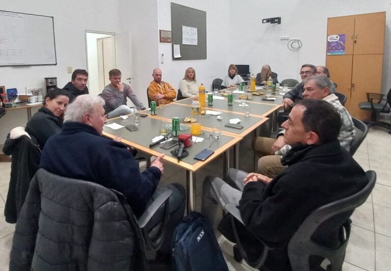 Reconocimiento al compromiso de informar y fortalecer la vida democrática