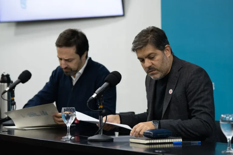 Fondos municipales: Provincia avala la libre disponibilidad, pero crece la tensión por el rol de la Comisión Bicameral