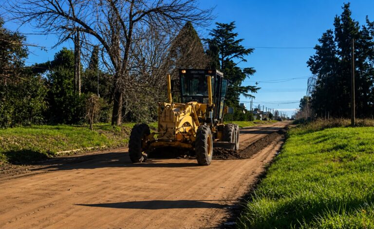 Continúan los trabajos de reparación y mantenimiento de calles en distintos sectores de la ciudad