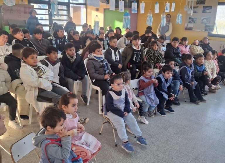 La comunidad educativa fortalece la conciencia ambiental con nuevas acciones en escuelas del distrito