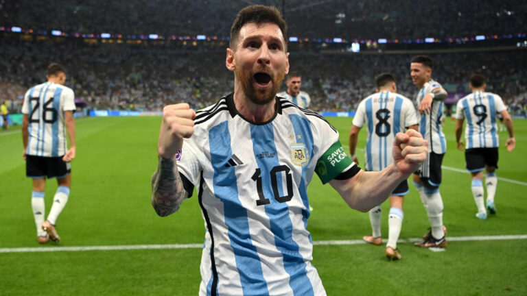 Argentina remontó ante Egipto, ganó 3 a 2 y sigue en carrera