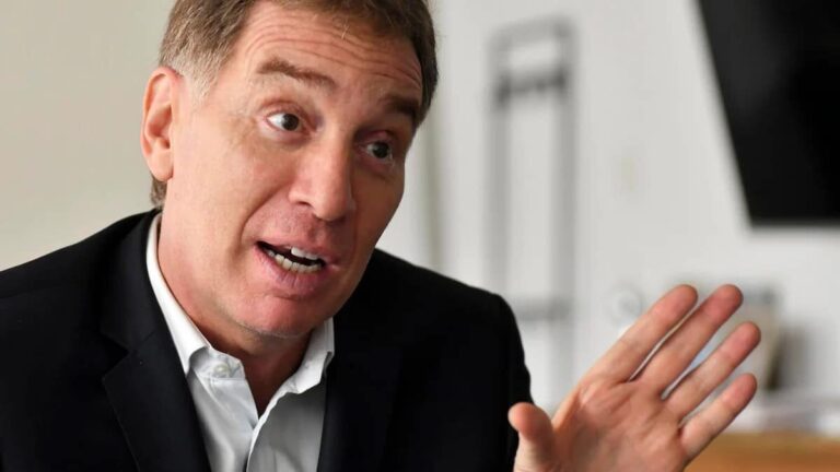 Diego Santilli asume como nuevo jefe de Gabinete y el Gobierno busca relanzar la gestión