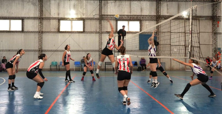 El equipo femenino de Atlético 9 de Julio va por la final y el ascenso ante Sarmiento de Junín