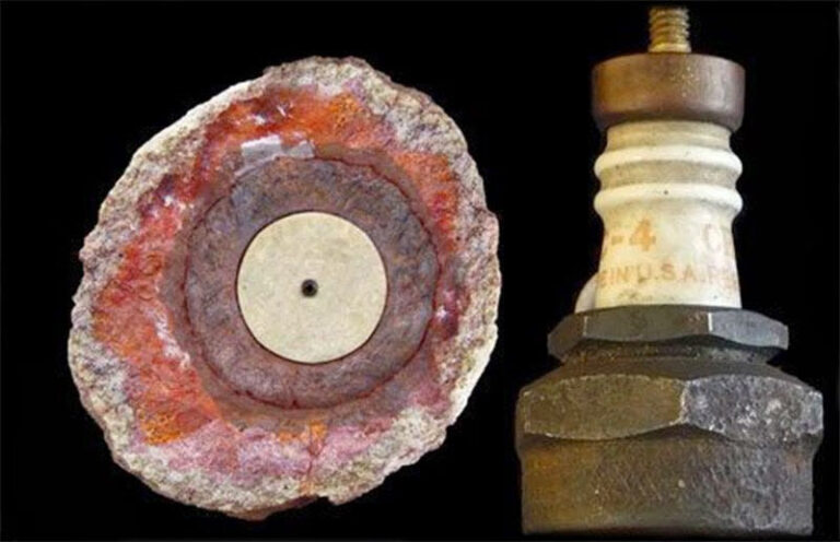 La misteriosa Bujía de Coso: el hallazgo que desafió la historia y alimentó décadas de teorías