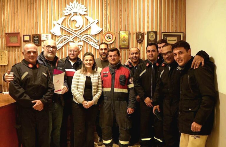 En el año de su 80° aniversario, Bomberos Voluntarios recibió de Gentile un impulso histórico con lotes para viviendas