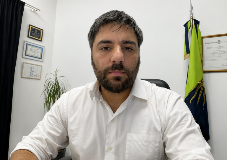 Pellegrini presentó “SOS Ciudad”: el juez de Faltas Gastón La Menza impulsa un debate sobre el futuro de las ciudades