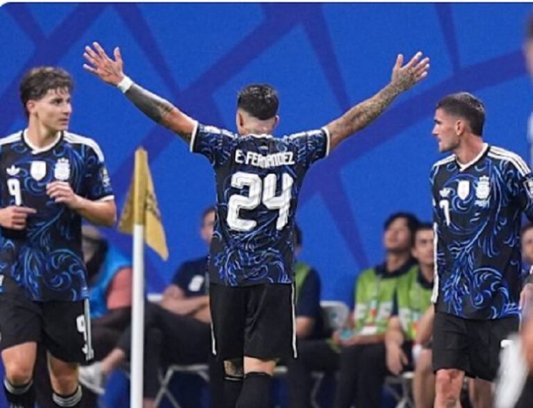 Gran triunfo Argentino: Enzo Fernández y Lautaro Martínez llevaron a la Selección a la final