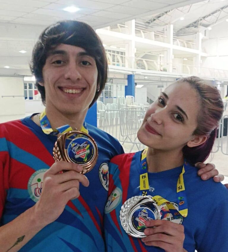 Orgullo nuevejuliense en Brasil: Lucas Villarreal y Lara Benvenuto subieron al podio representando a la Argentina