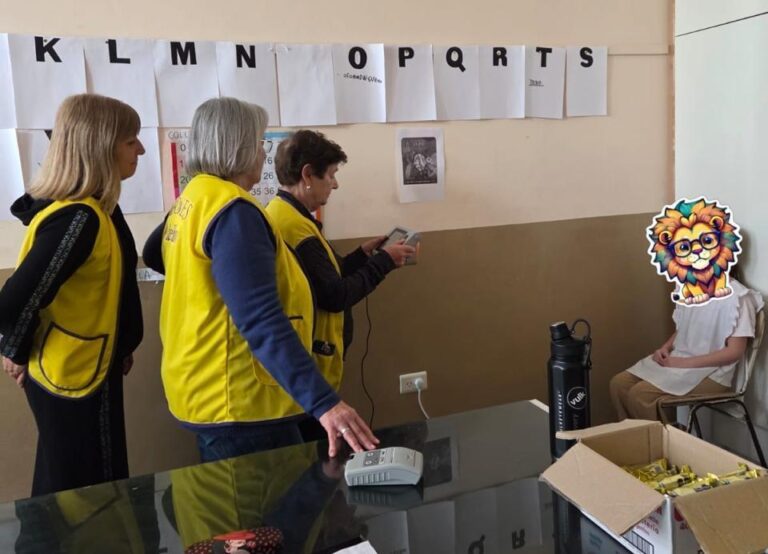 Club de Leones de Nueve de Julio continúa con los controles oftalmológicos en las escuelas