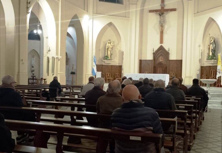 Madrugadores del 9: celebró la 309 Madrugada de Oración, un espacio de fe que se mantiene ininterrumpidamente desde 2014