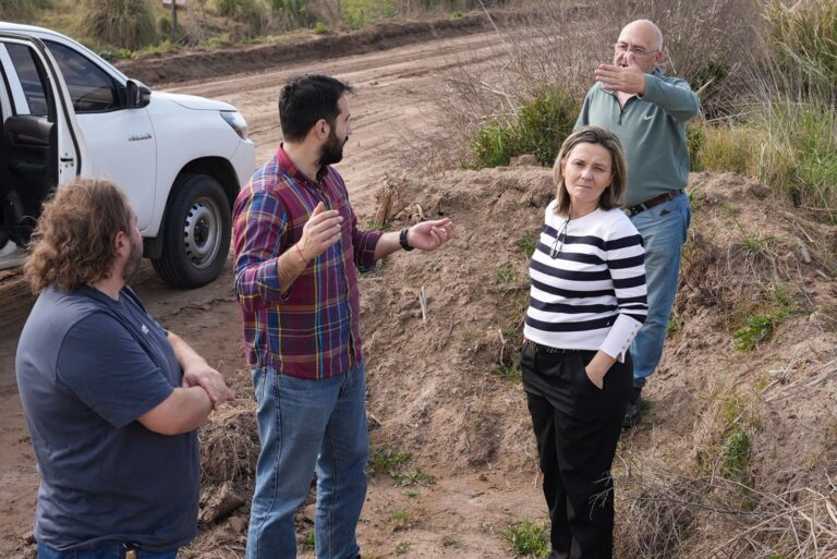 Provincia y Municipio supervisaron obras en caminos rurales y proyectan nuevas mejoras para Naón