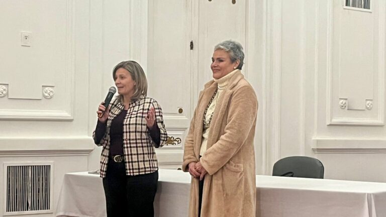 María José Gentile: “La escritura no es solamente un papel, es la tranquilidad de tener asegurado el hogar”