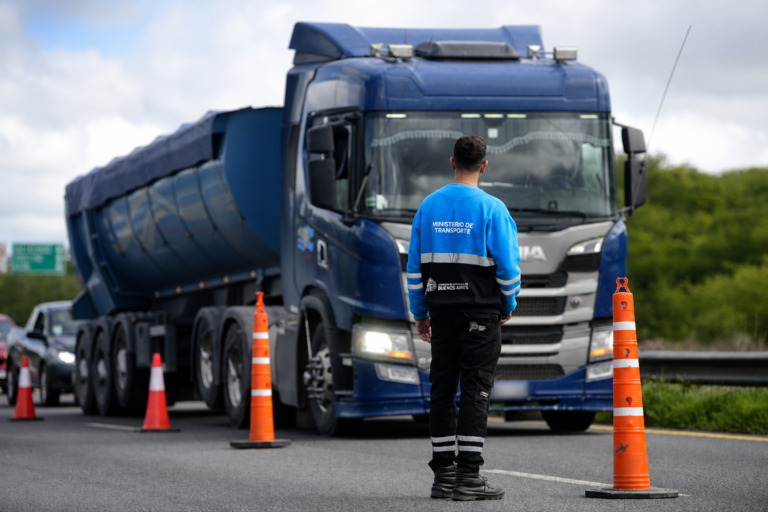 Transporte bonaerense pone en marcha un nuevo sistema de licencias profesionales con mayores controles y más seguridad vial