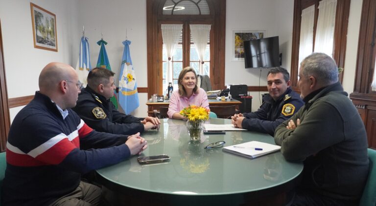 María José Gentile analizó medidas para reforzar la seguridad en el distrito nuevejuliense