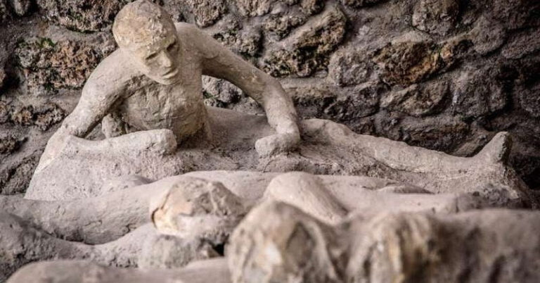 Pompeya y Herculano: las ciudades que el Vesubio sepultó y conservaron intacta la vida del Imperio Romano