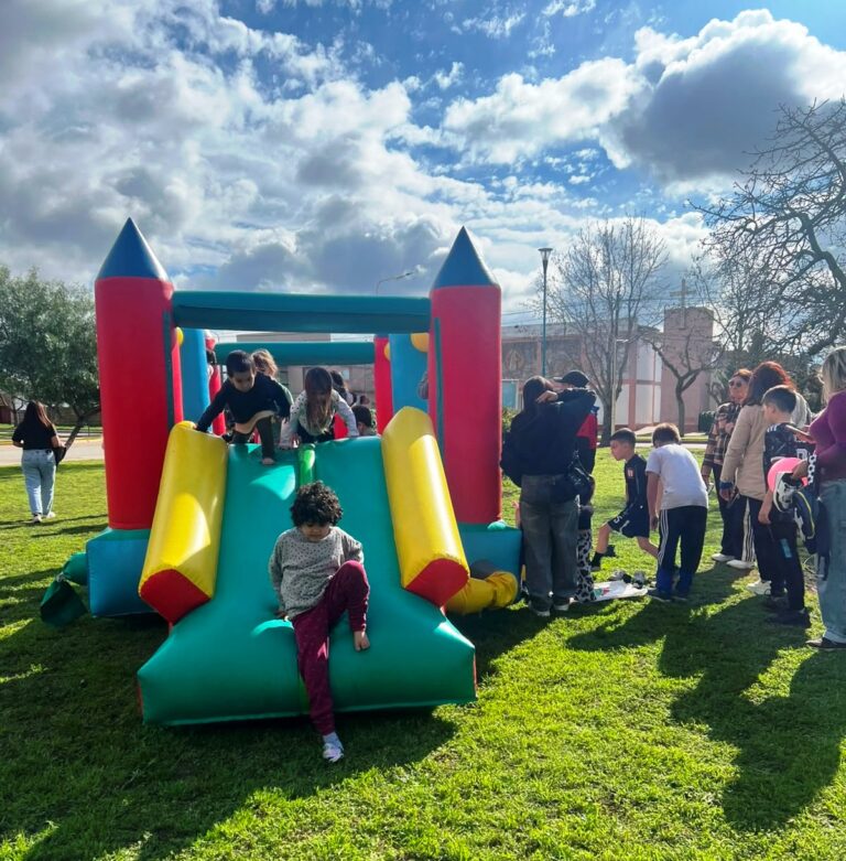 Una tarde para celebrar la niñez en Plaza Italia