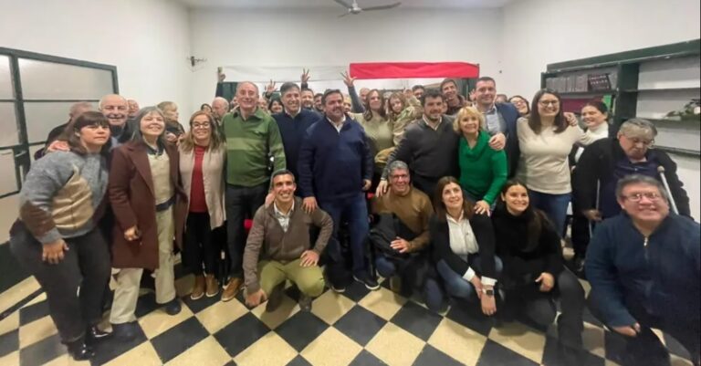 Balbín endurece la interna radical: “El adversario de la UCR está afuera” y crece la presión por una tercera vía en 2027
