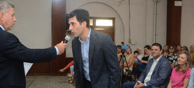 Leonardo Rodoni renunció al Consejo Escolar para continuar creciendo en su carrera docente