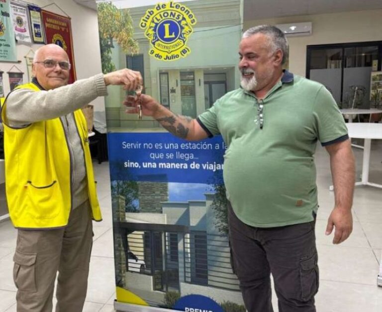El Club de Leones sorteó su tradicional rifa: Walter Alberto Bustos ganó la casa a estrenar