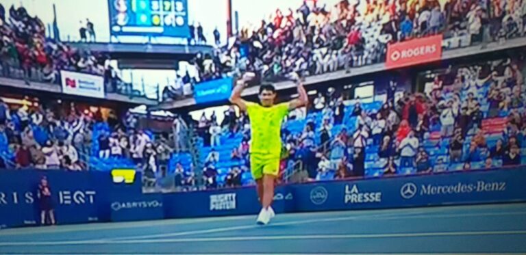 Mariano Navone mostró toda su jerarquía y avanzó en el Masters 1000 de Montreal