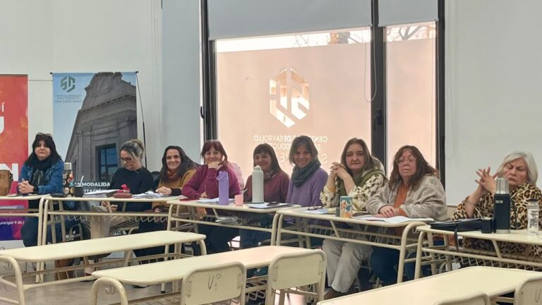 Finalizó la Diplomatura en Gerontología dictada a través del programa Puentes