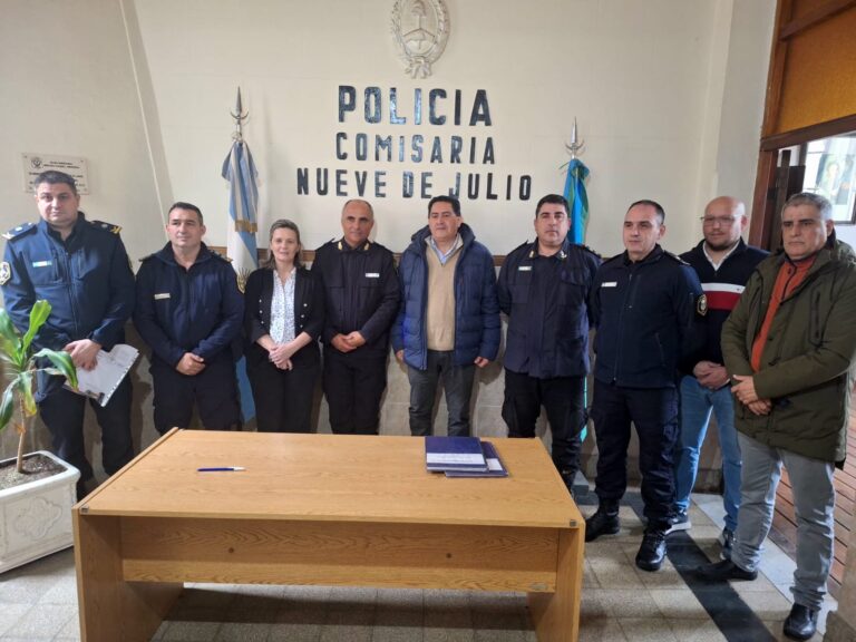 Cambios en la Policía Comunal: Juan José Dávila asumió como nuevo jefe y Carlos Barrena se despidió tras un año y medio de gestión