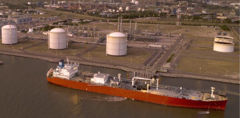Vaca Muerta suma un nuevo negocio: Argentina busca convertir el GLP en una fuente millonaria de dólares