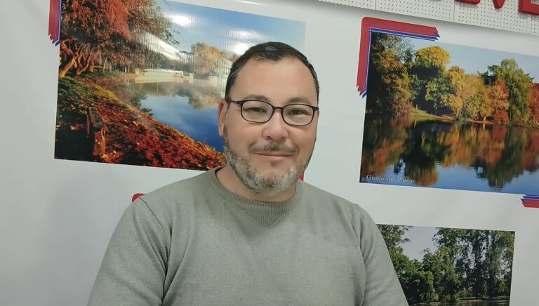 Docentes y alumnos impulsan una campaña de prevención y concientización sobre el suicidio en el distrito