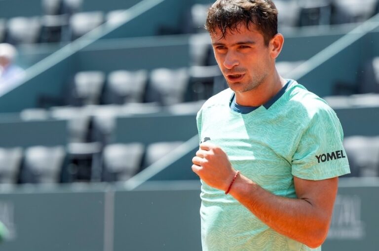 Mariano Navone, el tenista de Nueve de Julio que hizo historia ante Djokovic, va por Berrettini en el US Open