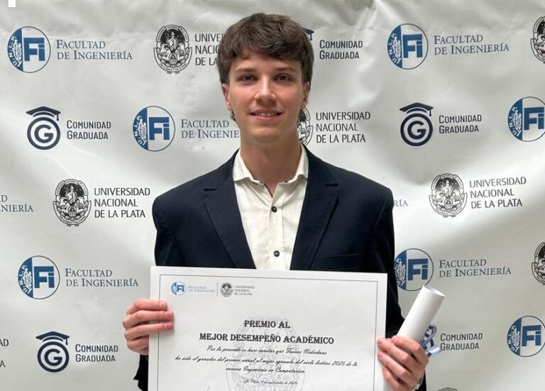 Orgullo nuevejuliense: Franco Niderhaus fue elegido como Mejor Egresado de Ingeniería de la UNLP