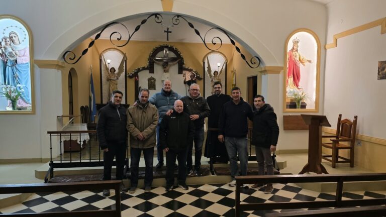 ‘Madrugadores del 9’ impulsaron su trigésimo grupo de oración en Open Door