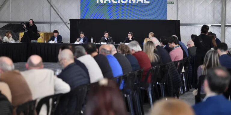 Empresarios bonaerenses debatieron sobre la crisis industrial y marcaron diferencias sobre sus causas