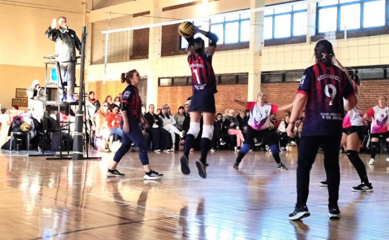 Torneo Provincial+5 femenino en Lobos