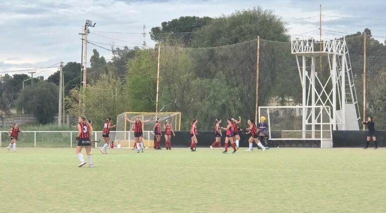 Atlético 9 de Julio cayó en semifinales y mañana buscará cerrar su participación con un triunfo